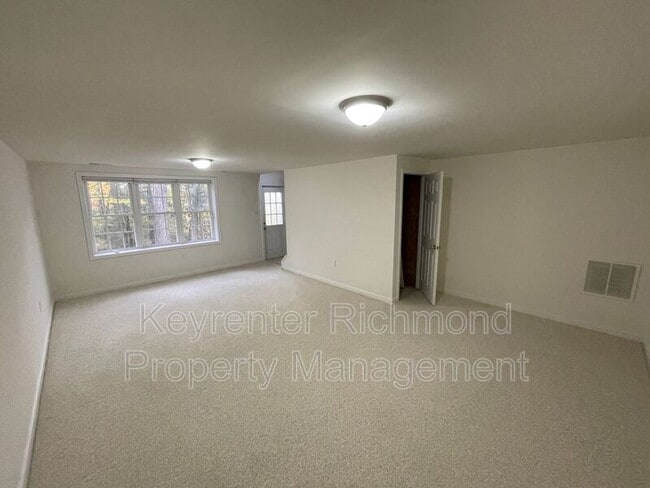 Building Photo - 7919 Nashua Dr