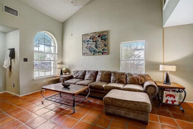 Building Photo - 7449 Peabody Dr