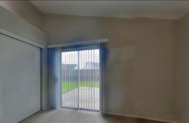 Building Photo - Fully updated charming home ready now!