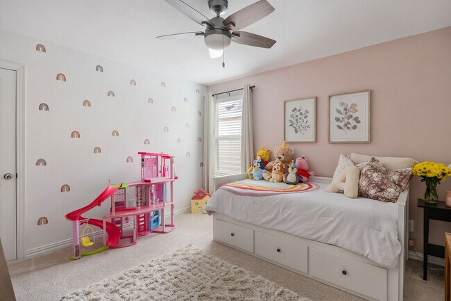 Building Photo - 10016 Thornapple Rd