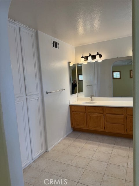 Building Photo - 28 Colony Way