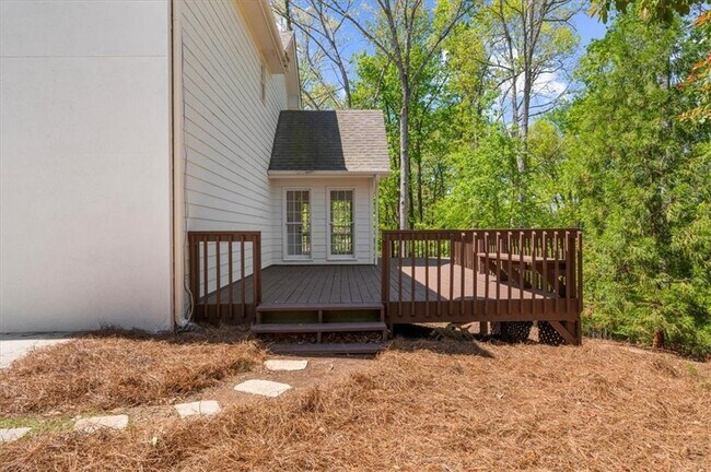 Building Photo - 11215 Highfield Chase Dr