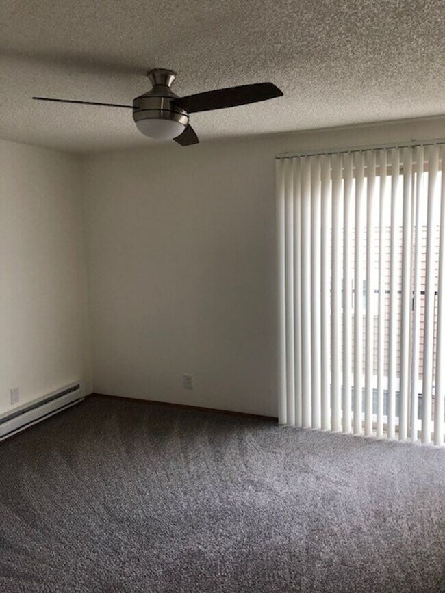 Interior Photo - 4222 Apartments