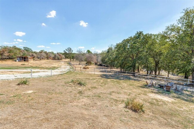 Building Photo - 169 Co Rd 3672