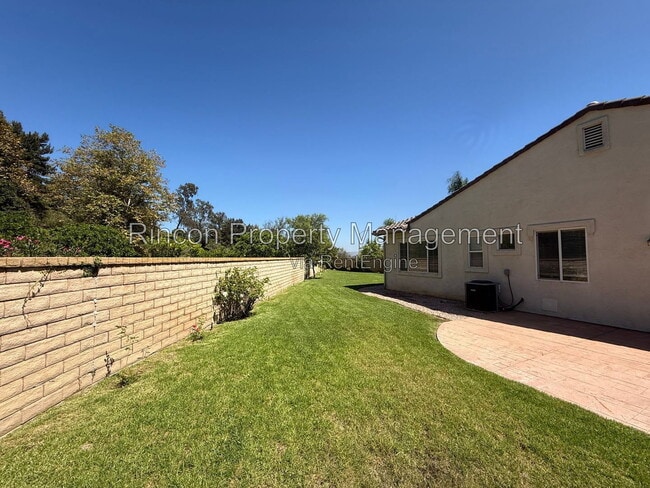 Building Photo - 605 Corte Sol