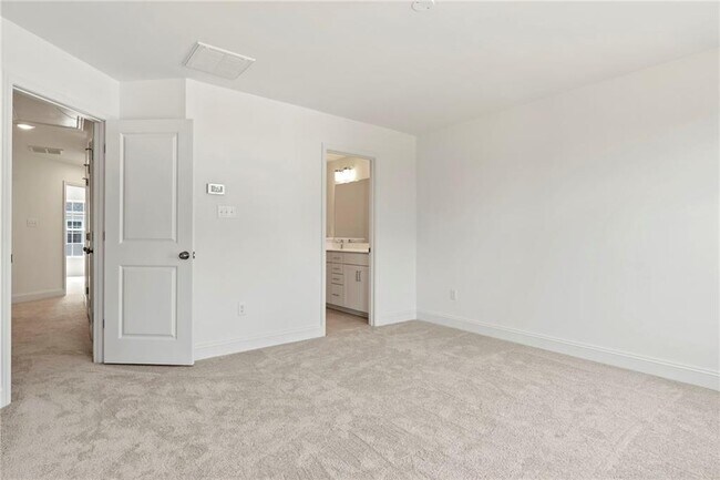 Building Photo - 13833 Randolph Pond Ln