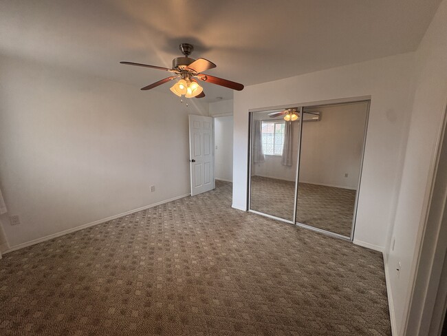 Building Photo - 40 Halili Ln