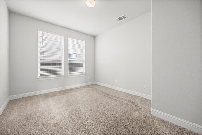 Building Photo - 101 Stone Cyn Dr