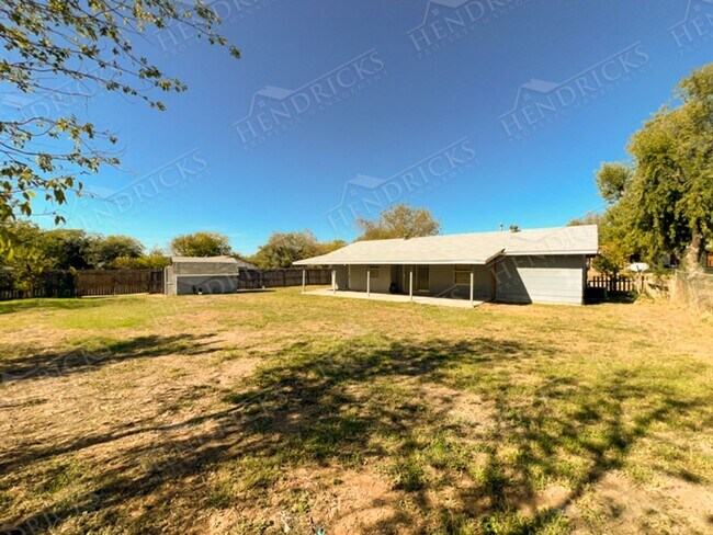 Building Photo - 8730 Flint Valley St
