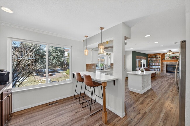 Building Photo - Available Immediately! Beautiful home in the Fairfax and Briargate neighborhood!