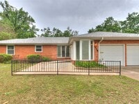 Building Photo - 1214 Cruce St