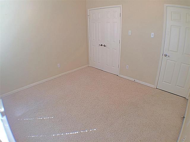 Building Photo - 8805 Casa Grande Dr
