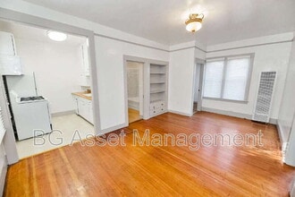 Building Photo - 639 Carolina St