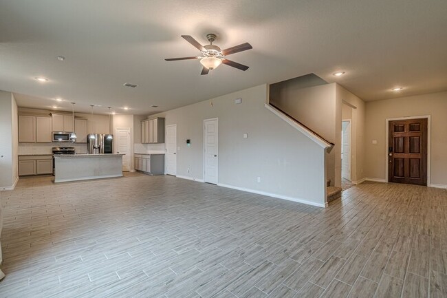 Building Photo - 13456 Sendero Roble