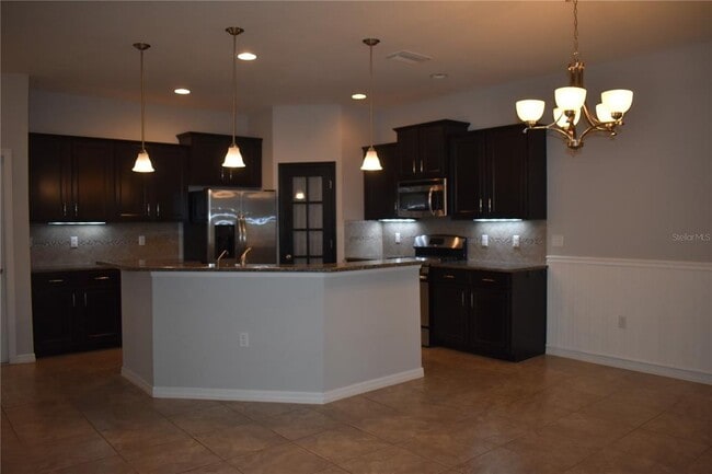 Building Photo - 6933 Surrey Hill Pl