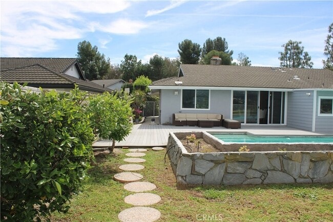 Building Photo - 761 W Country Hills Dr