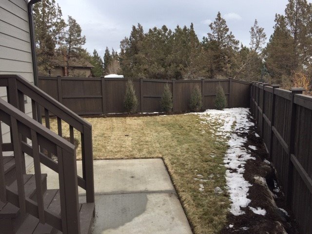 Building Photo - Spacious 3 Bed/2.5 Bath Single Family Home in Leehaven