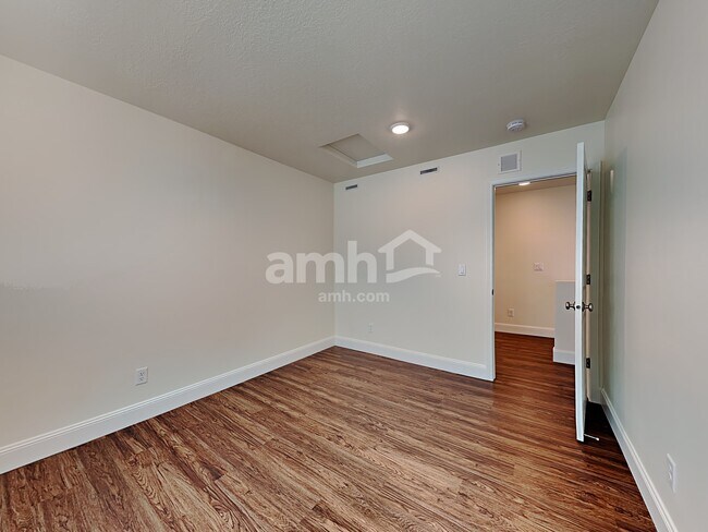 Building Photo - 2615 W 3290 S