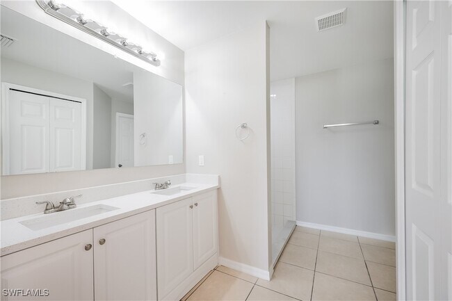Building Photo - 2803 64th St W