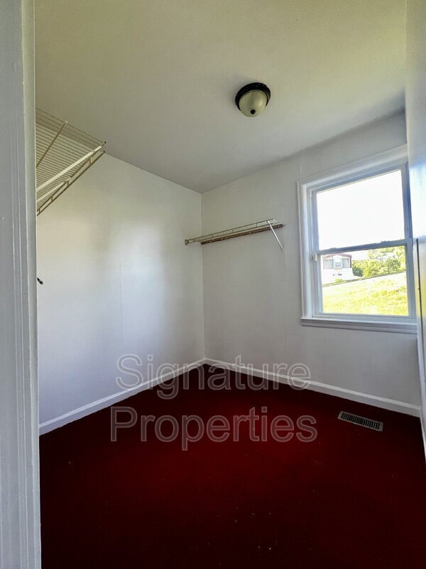 Building Photo - 414 Bryant Rd