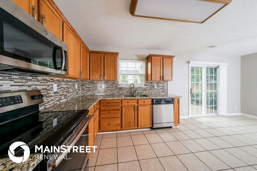 Building Photo - 6621 Timberbend Dr