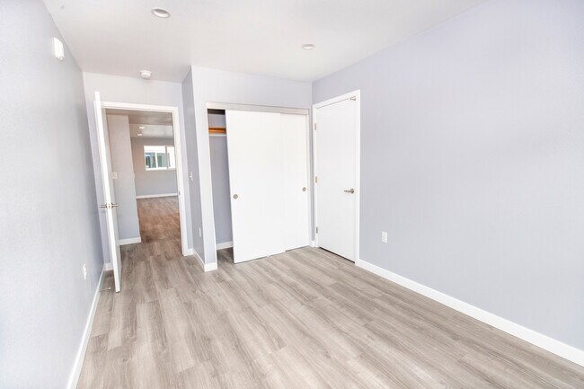 Building Photo - 4312 Elizabeth St