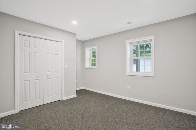 Building Photo - 7912 Bellefonte Ln