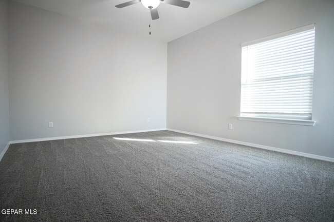 Building Photo - 12874 Woolstone Dr