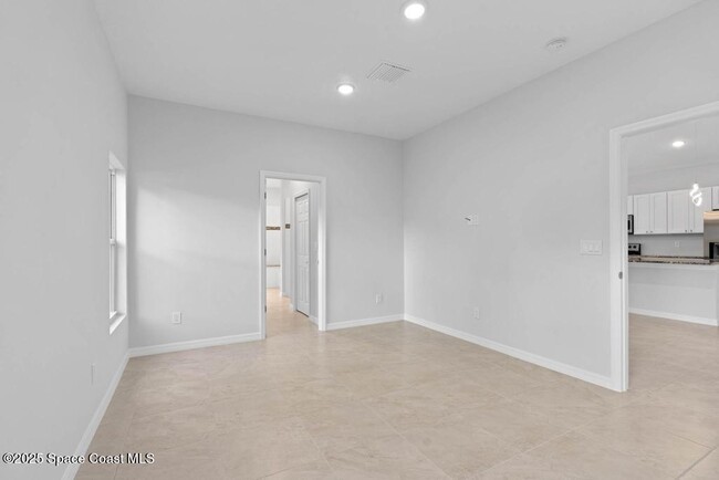 Building Photo - 1880 Holbrook Rd NW