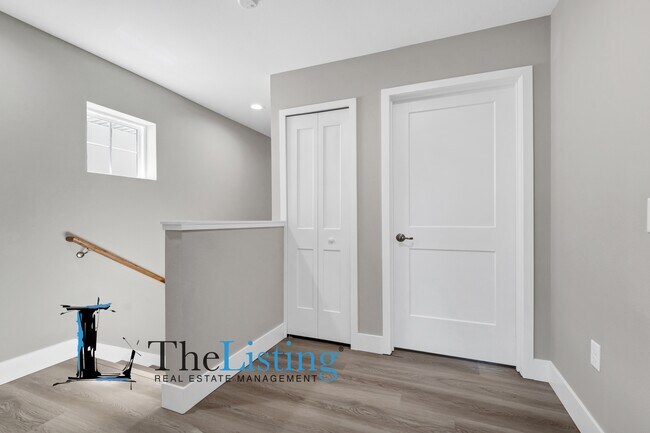 Building Photo - 39 SE 15th Terrace