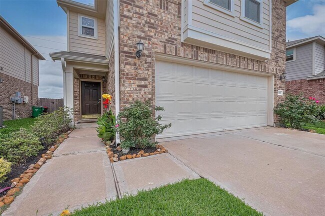Building Photo - 25406 Cheshire Knoll St