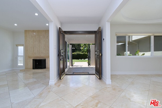 Building Photo - 23637 Park Belmonte