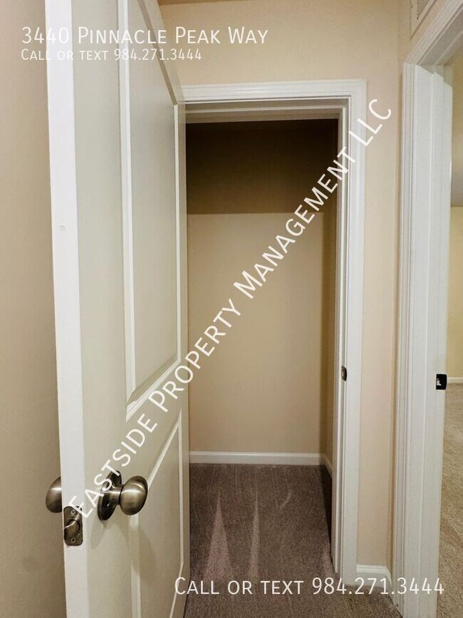 Building Photo - 3440 Pinnacle Peak Dr