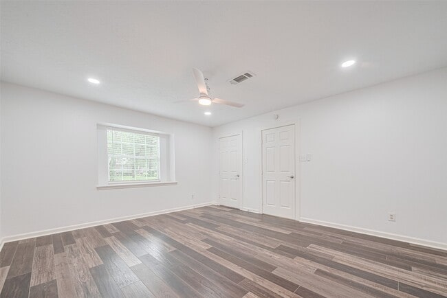 Building Photo - 5303 Lookout Mountain Dr