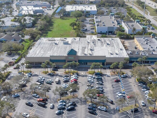 Building Photo - 1256 S Military Trail