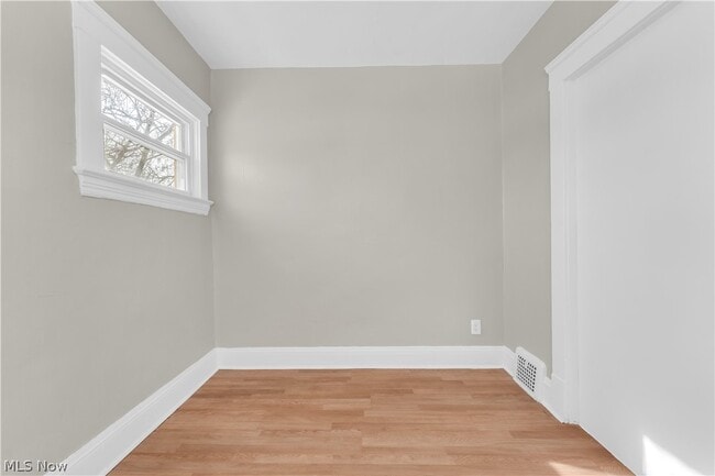 Building Photo - 3992 E 26th St