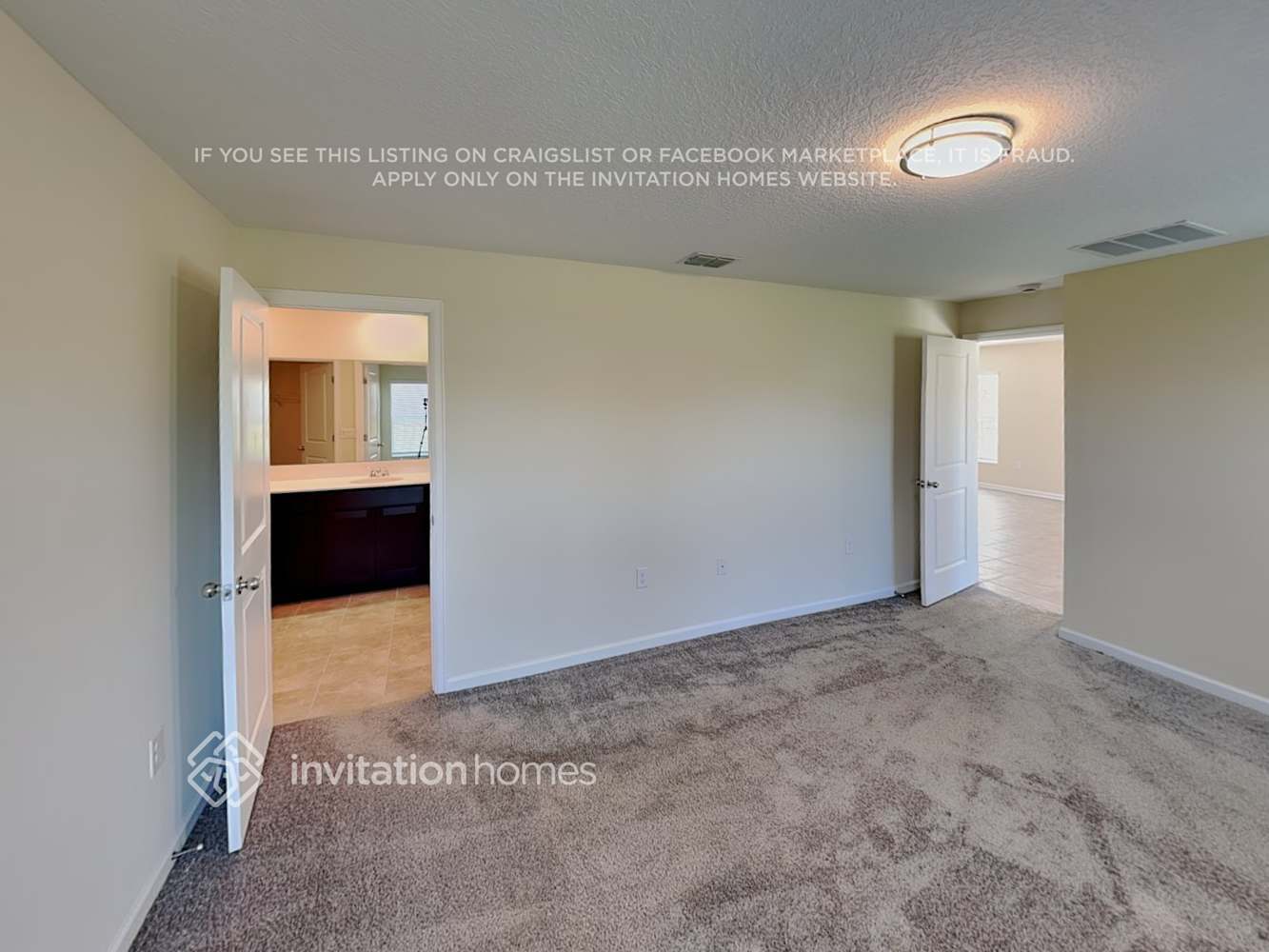 Building Photo - 4430 Holstein St