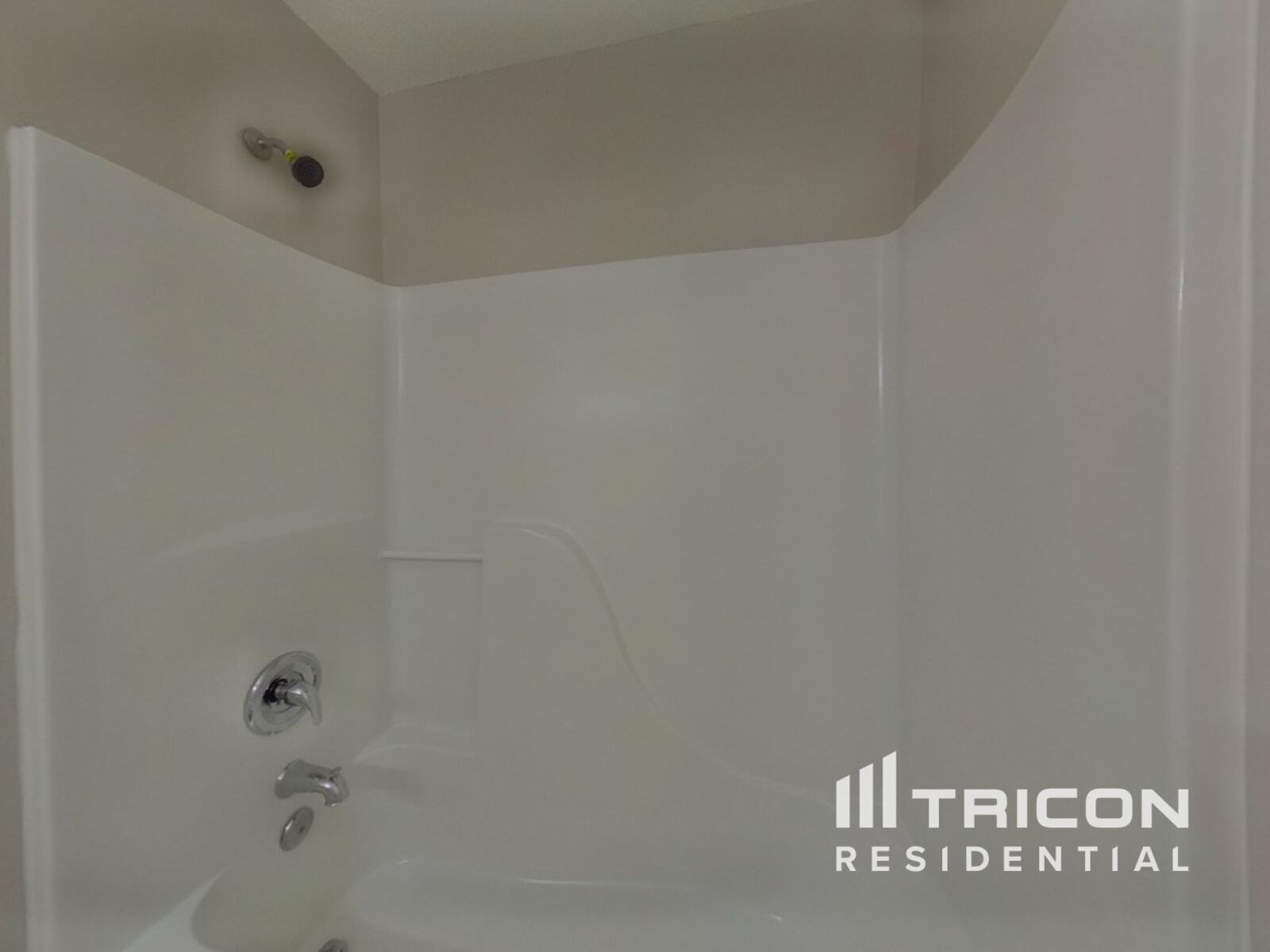 Building Photo - 925 Schofield Ln