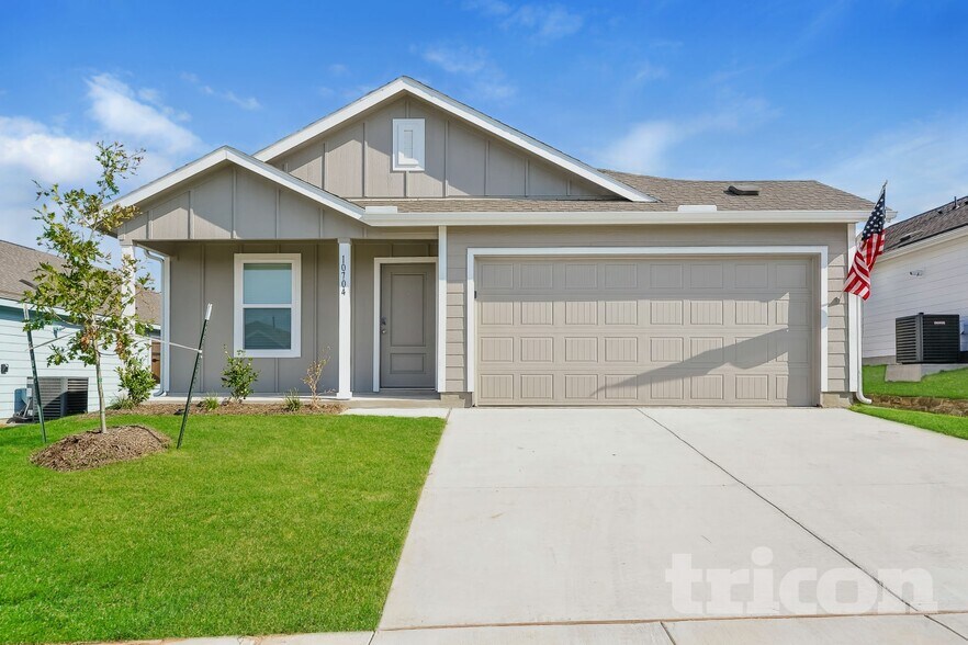 Primary Photo - 10704 Dusty Rnch Rd