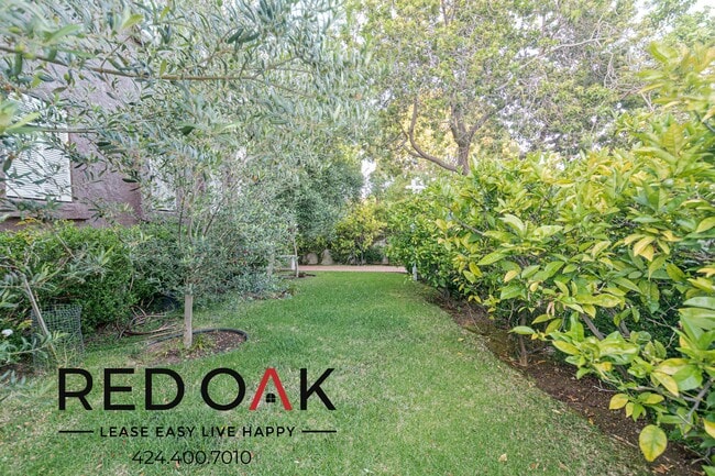 Building Photo - 2421 California Ave