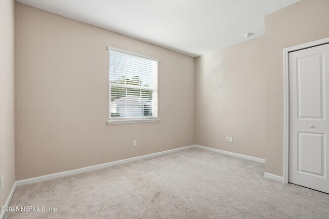 Building Photo - 1762 Amberly Dr