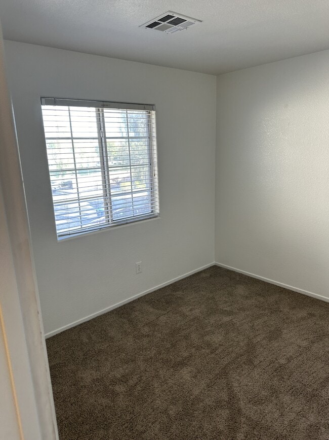 Building Photo - 6529 Adonis Heights St