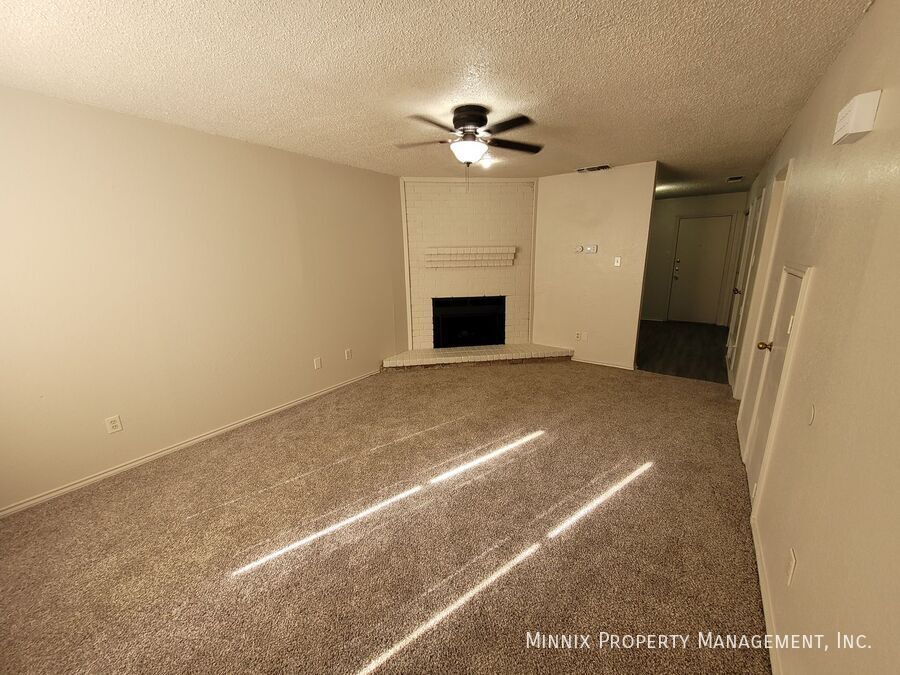 Building Photo - 5802 6th St