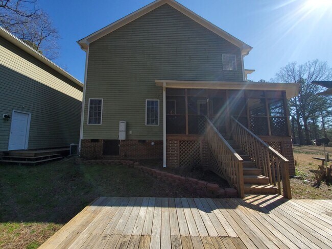 Building Photo - 958 Flynn McPherson Rd