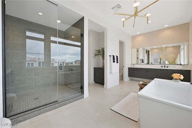 Building Photo - 10718 Desert Hts Ave