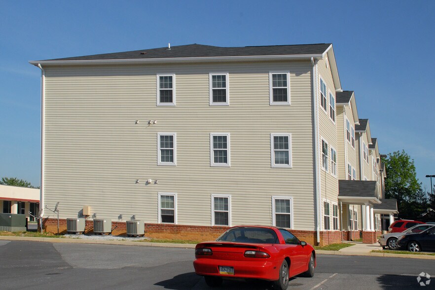 Building Photo - Shippensburg Commons Apartments