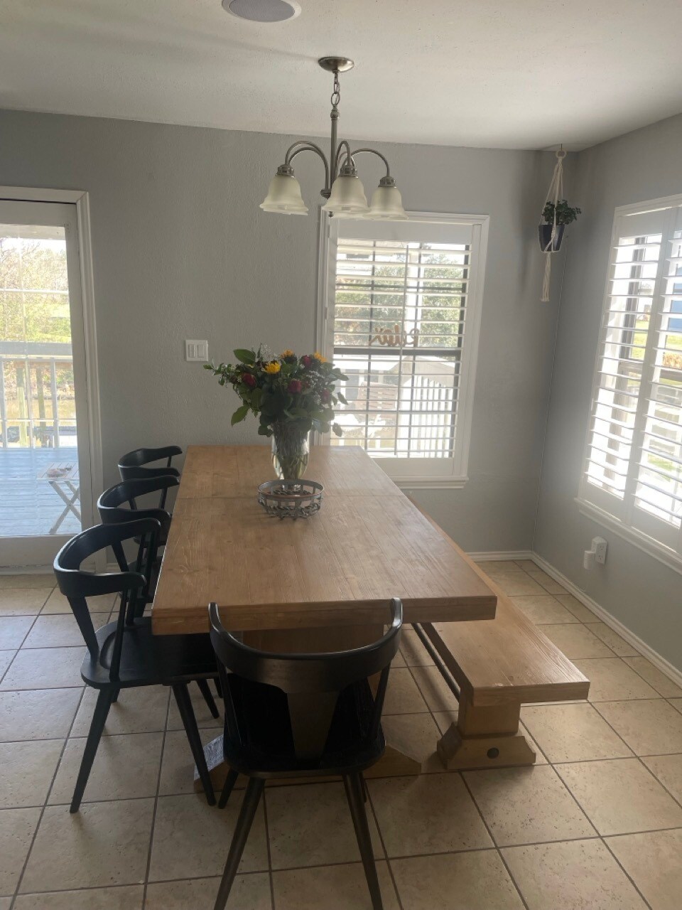 Building Photo - 204 Yaupon Dr