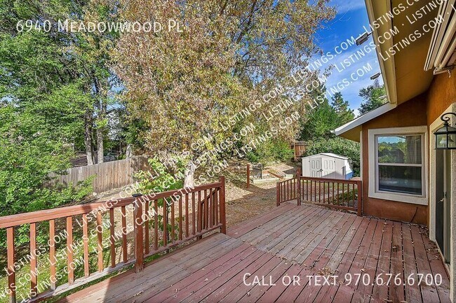 Building Photo - 6940 Meadowwood Pl