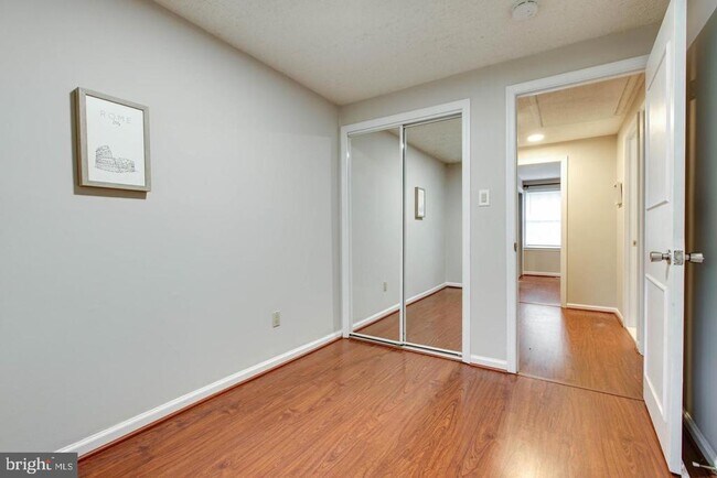 Building Photo - 5420 King Arthur Cir