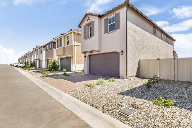 Building Photo - 24623 N 164th Dr